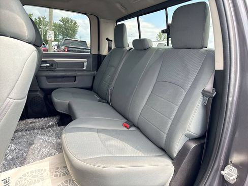 Used 2019 RAM 1500 Classic SLT RWD image 23