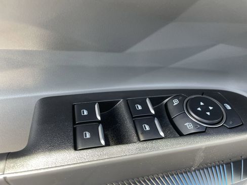 Used 2025 Ford Maverick XL w/ 4K Tow Package image 17