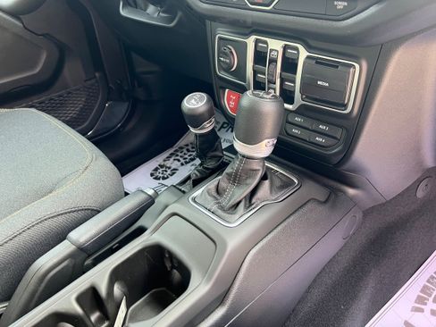 New 2025 Jeep Wrangler Unlimited Sport image 17