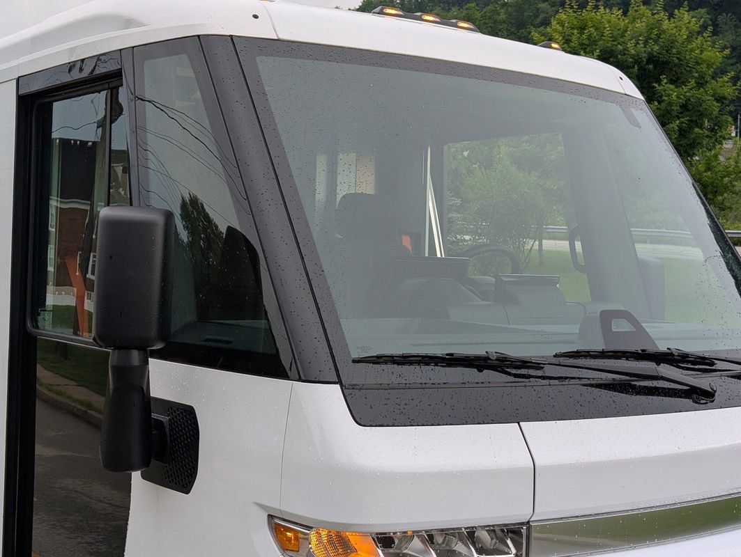 Used 2024 Chevrolet Brightdrop 600 w/ Commercial Equipment Package AWD/4WD image 13