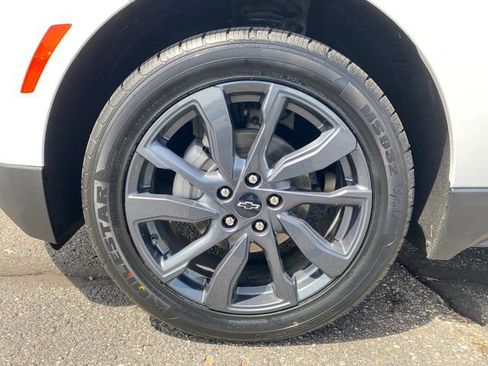 Certified 2022 Chevrolet Equinox RS w/ RS Leather Package AWD/4WD image 25