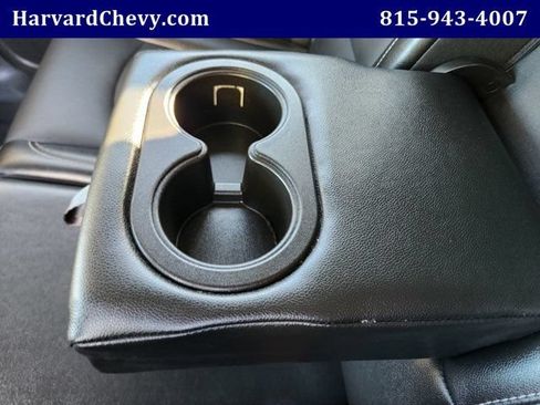 Used 2024 GMC Terrain SLT FWD image 29
