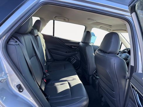 Used 2024 Subaru Outback Limited XT w/ Popular Package #2 AWD/4WD image 18