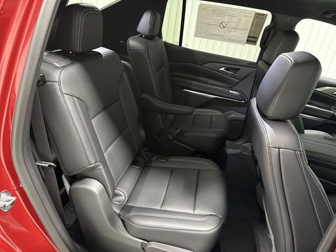New 2026 Chevrolet Traverse LT w/ Driver Confidence Package FWD image 28