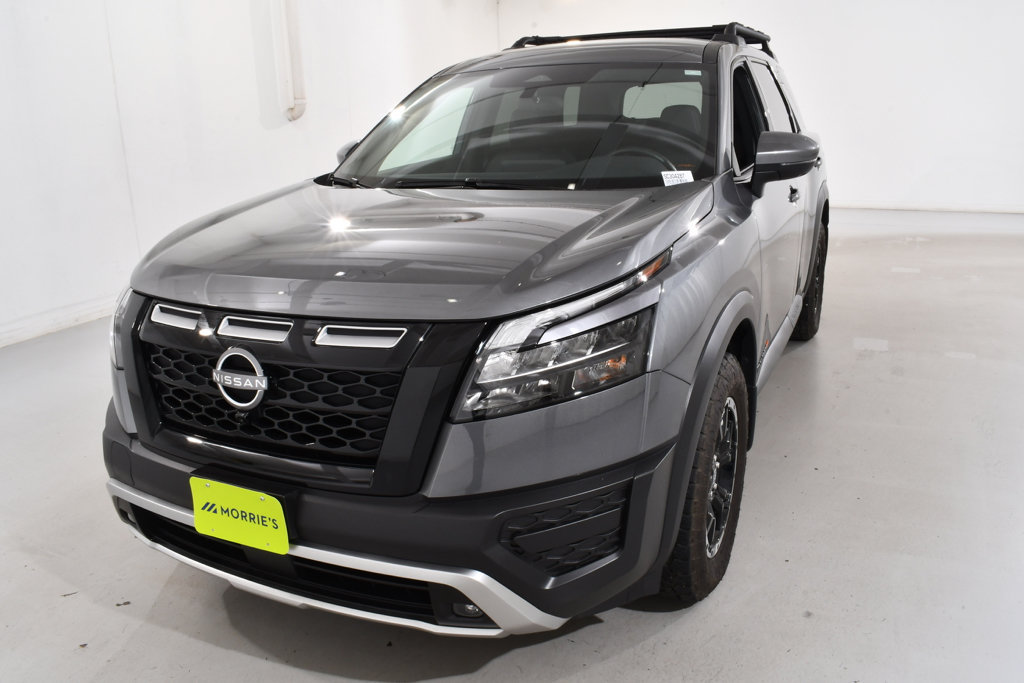 Used 2025 Nissan Pathfinder Rock Creek AWD/4WD image 2