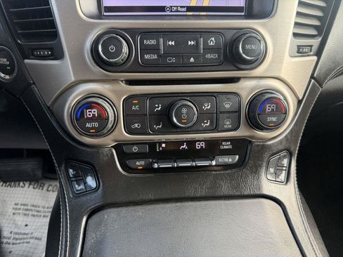 Used 2017 GMC Yukon XL Denali w/ Open Road Package AWD/4WD image 19