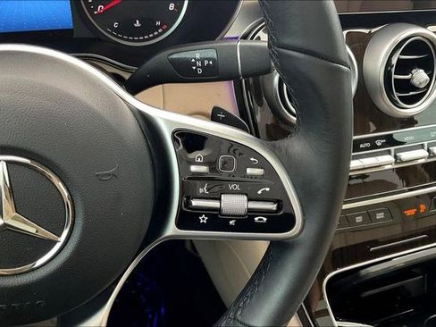 Used 2022 Mercedes-Benz GLC 300 4MATIC image 23