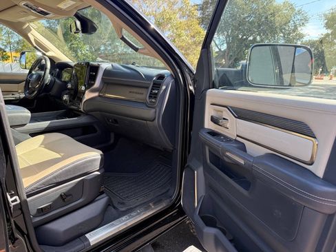 Used 2020 RAM 2500 Limited AWD/4WD image 53