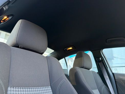 Used 2023 Dodge Charger SXT image 15