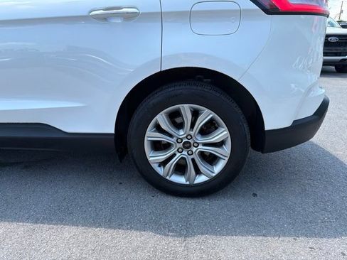 Used 2023 Ford Edge Titanium AWD/4WD image 14