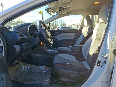 Used 2023 Subaru Crosstrek 2.0i Premium image 13