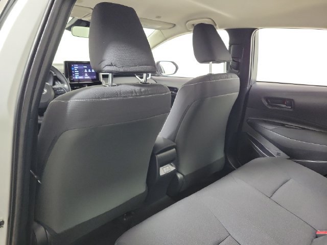 Used 2025 Toyota Corolla LE FWD image 11
