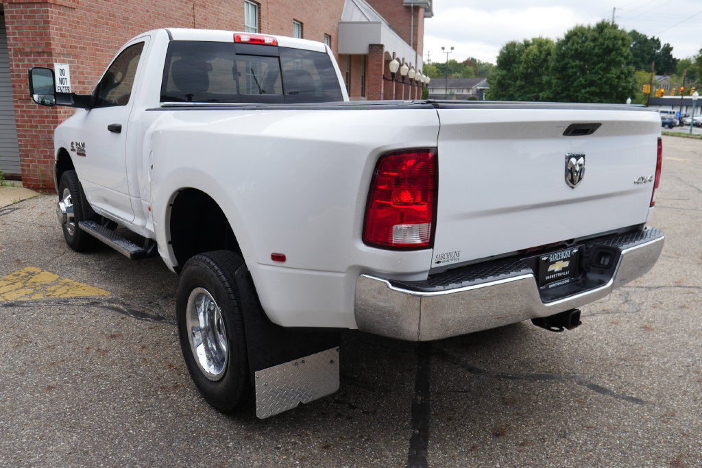 Used 2016 RAM 3500 Tradesman w/ Chrome Appearance Group AWD/4WD image 5