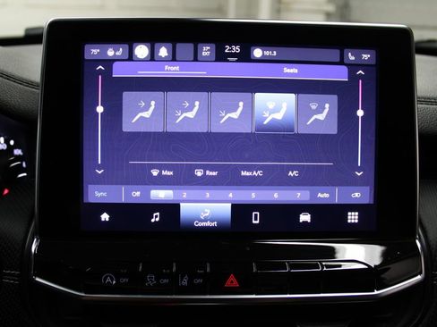 Used 2023 Jeep Compass Altitude w/ Convenience Group image 17