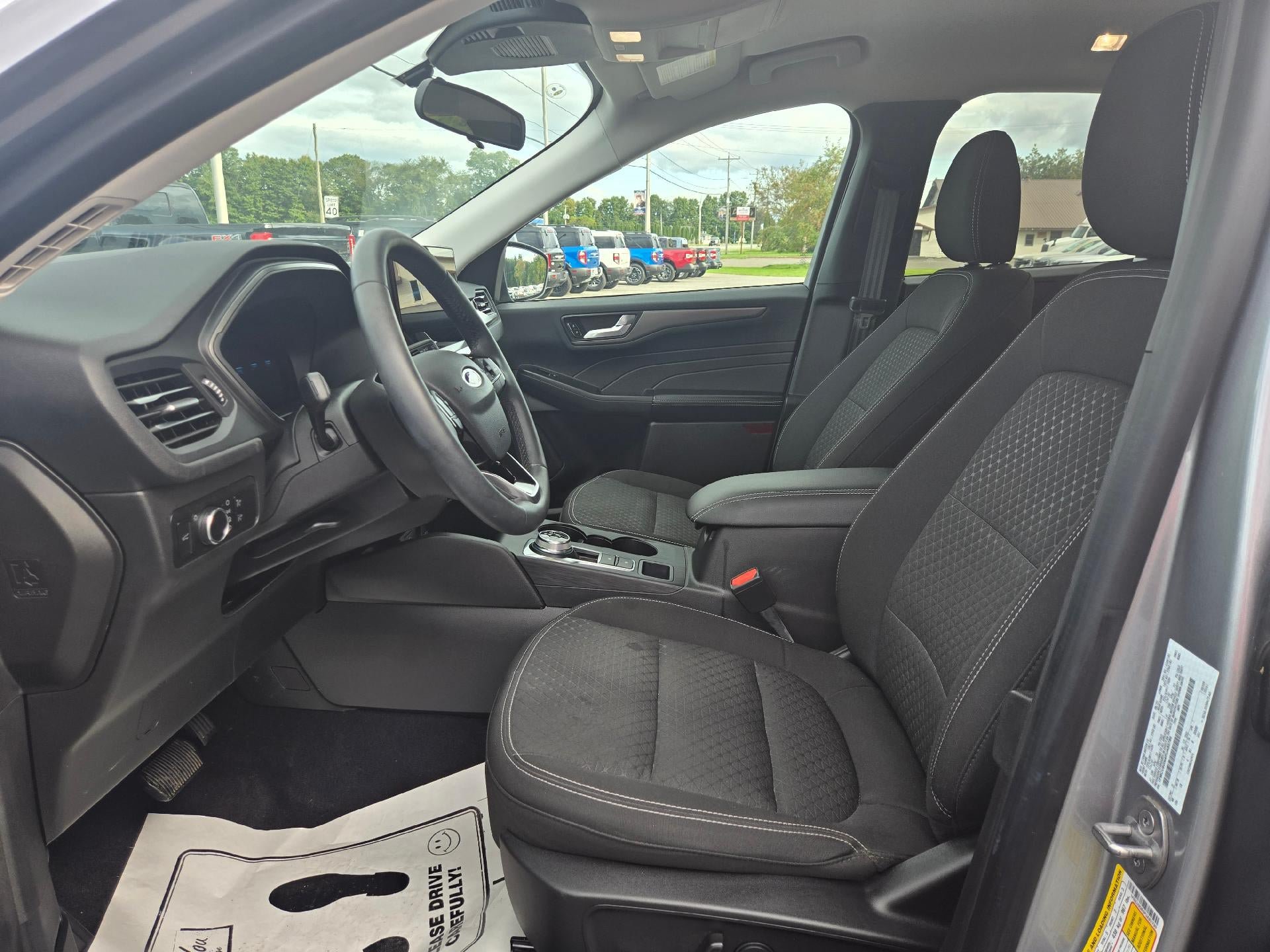 Used 2023 Ford Escape Active w/ Tech Pack #2 AWD/4WD image 9