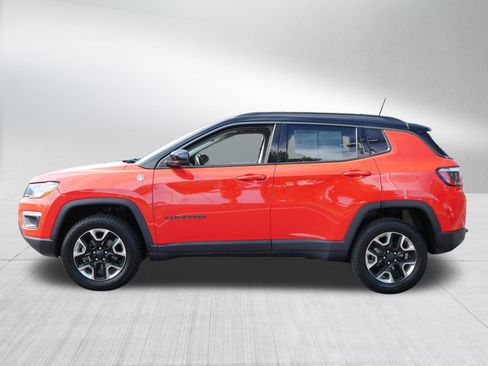 Used 2018 Jeep Compass Trailhawk w/ Leather Interior Group AWD/4WD image 4
