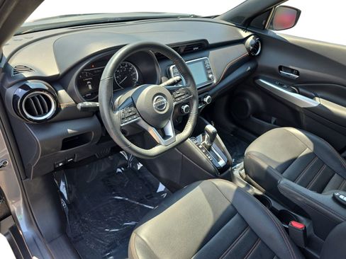 Used 2020 Nissan Kicks SR w/ SR Premium Package FWD image 13