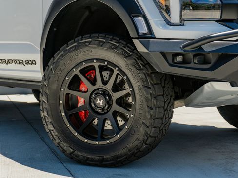 Used 2025 Ford F150 Raptor AWD/4WD image 38