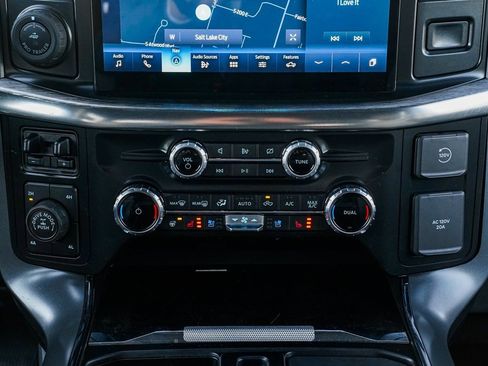 Used 2022 Ford F150 Lariat w/ Equipment Group 502A High image 15