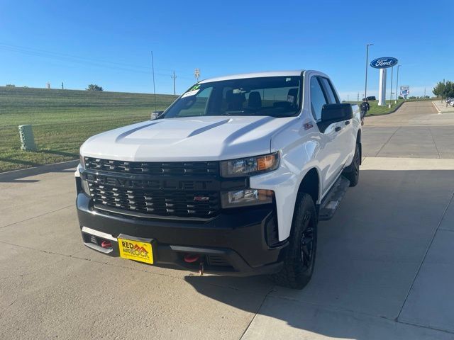 Used 2019 Chevrolet Silverado 1500 Custom Trail Boss w/ Custom Convenience Package AWD/4WD image 8