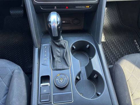 Used 2021 Volkswagen Atlas S image 28