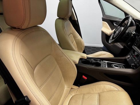 Used 2017 Jaguar F-PACE Prestige image 55