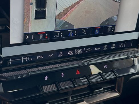 New 2025 GMC Hummer EV 3X image 21