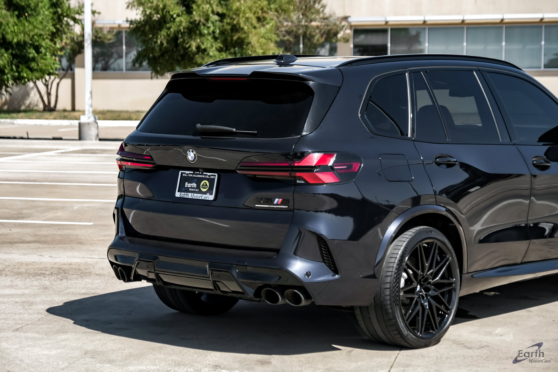 Used 2025 BMW X5 M Competition w/ Executive Package AWD/4WD image 17