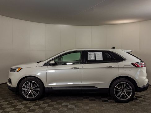 Used 2024 Ford Edge Titanium w/ Equipment Group 301A AWD/4WD image 21