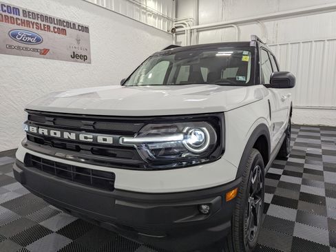 Used 2024 Ford Bronco Sport Outer Banks AWD/4WD image 3