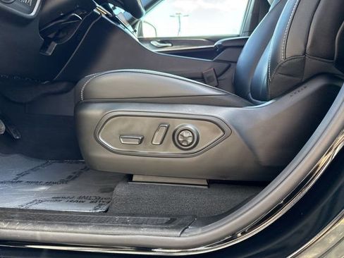 New 2026 Jeep Grand Cherokee Limited image 9