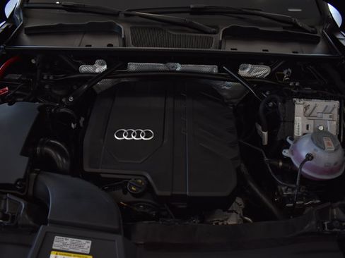 Used 2025 Audi Q5 2.0T Premium Plus w/ Premium Plus Package AWD/4WD image 30