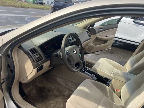 Used 2004 Honda Accord EX image 21
