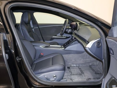 Used 2023 Lucid Air Pure AWD/4WD image 49