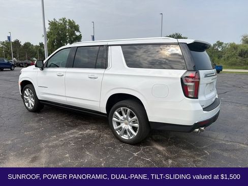 Used 2023 Chevrolet Suburban High Country AWD/4WD image 4