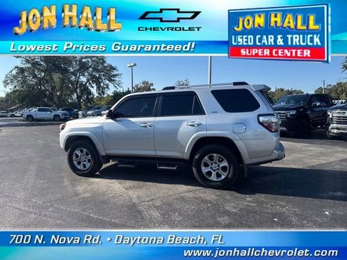 Used 2019 Toyota 4Runner 4WD image 5