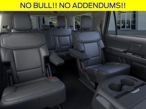 New 2026 Ford Expedition Active image 12