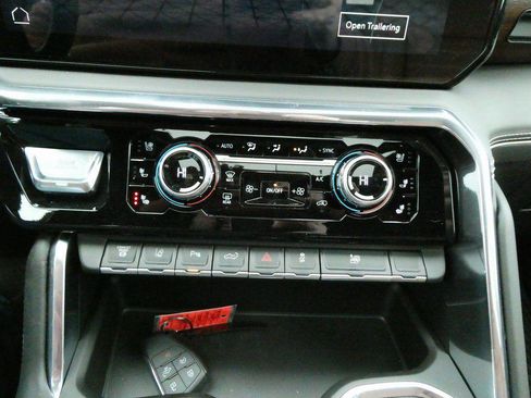 New 2026 GMC Sierra 3500 Denali Ultimate image 26