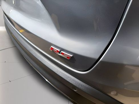 Used 2024 Chevrolet Trax RS w/ Sunroof Package FWD image 29