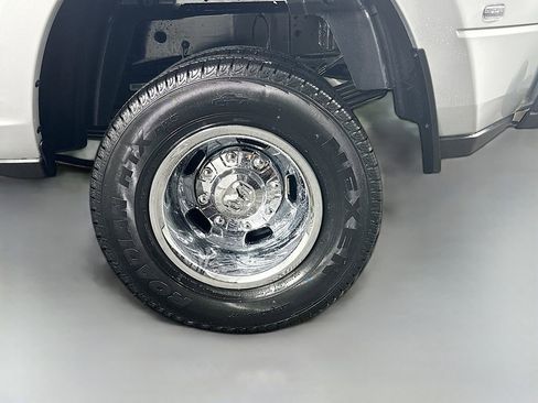 New 2026 RAM 3500 Tradesman image 17