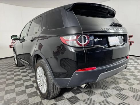 Used 2018 Land Rover Discovery Sport SE AWD/4WD image 26