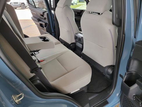 Used 2025 Toyota 4Runner 4WD image 15