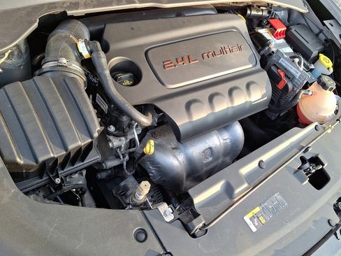 Certified 2022 Jeep Compass Limited w/ Sun and Sound Group image 27