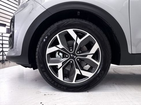 Used 2020 Kia Sportage EX FWD image 14