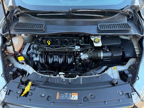 Used 2017 Ford Escape S image 10