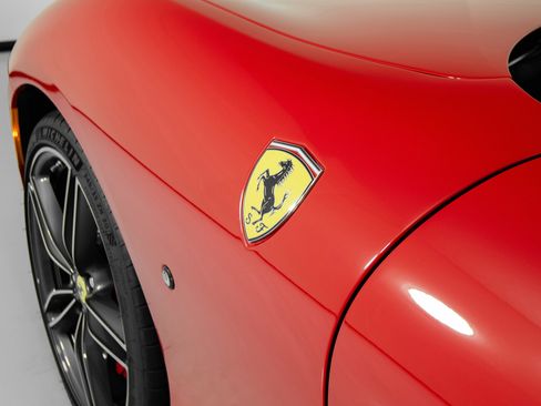 Certified 2026 Ferrari Roma Spider RWD image 15