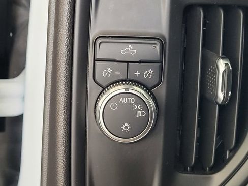 Used 2023 GMC Sierra 2500 Pro RWD image 25
