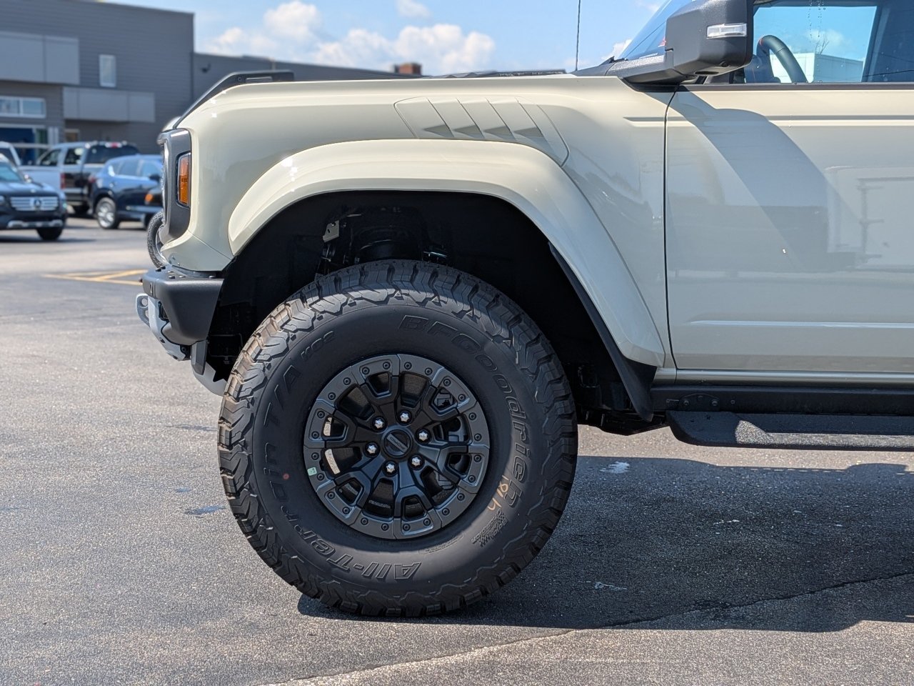 New 2026 Ford Bronco Raptor AWD/4WD image 11