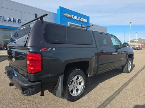 Used 2018 Chevrolet Silverado 1500 LT w/ All Star Edition image 39