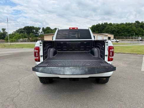 Used 2024 RAM 2500 Laramie w/ Safety Group AWD/4WD image 12